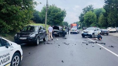 У Рівному в ДТП постраждав патрульний поліцейський