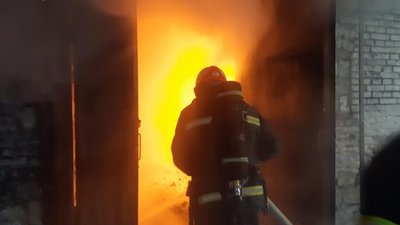 На Львівщині вогнеборці ліквідували масштабну пожежу (ФОТО)