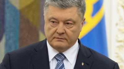 Порошенко заявляє, що Крим буде повернуто Україні, і на жодні торги та підкилимні домовленості влада ніколи не піде
