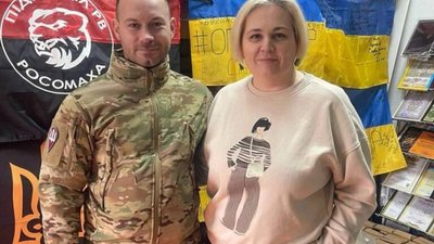Мати загиблого Героя передала 100 тисяч гривень для ЗСУ