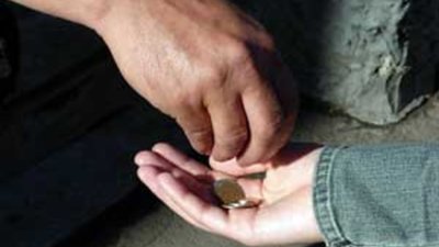 Видурювала гроші: у Львові показали дивовижне зцілення (ВІДЕО)