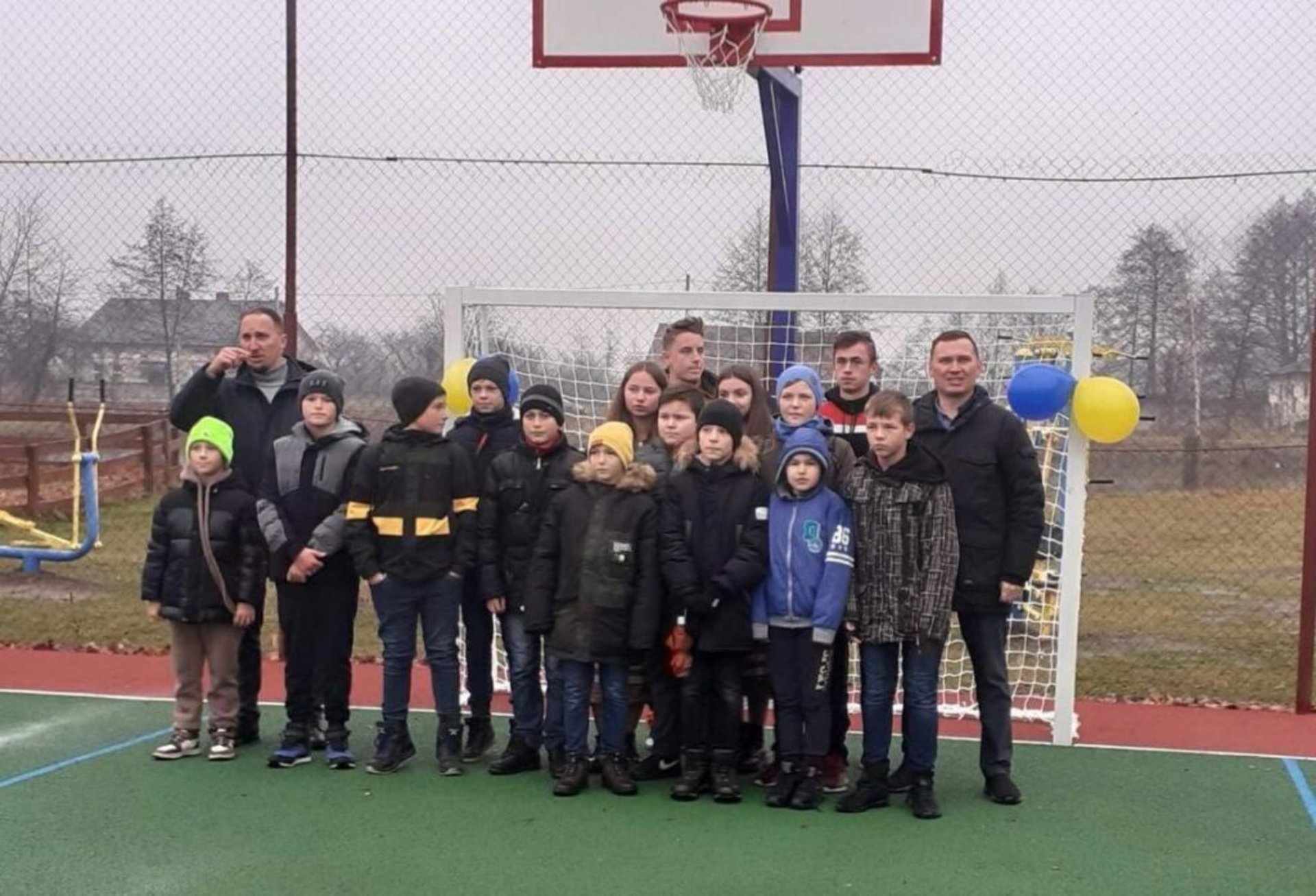 На Львівщині відбулося відкриття спортивного майданчика