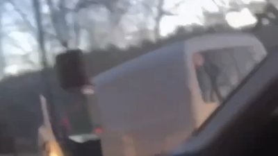 У Львові в автомобіля на дорозі відвалилось колесо