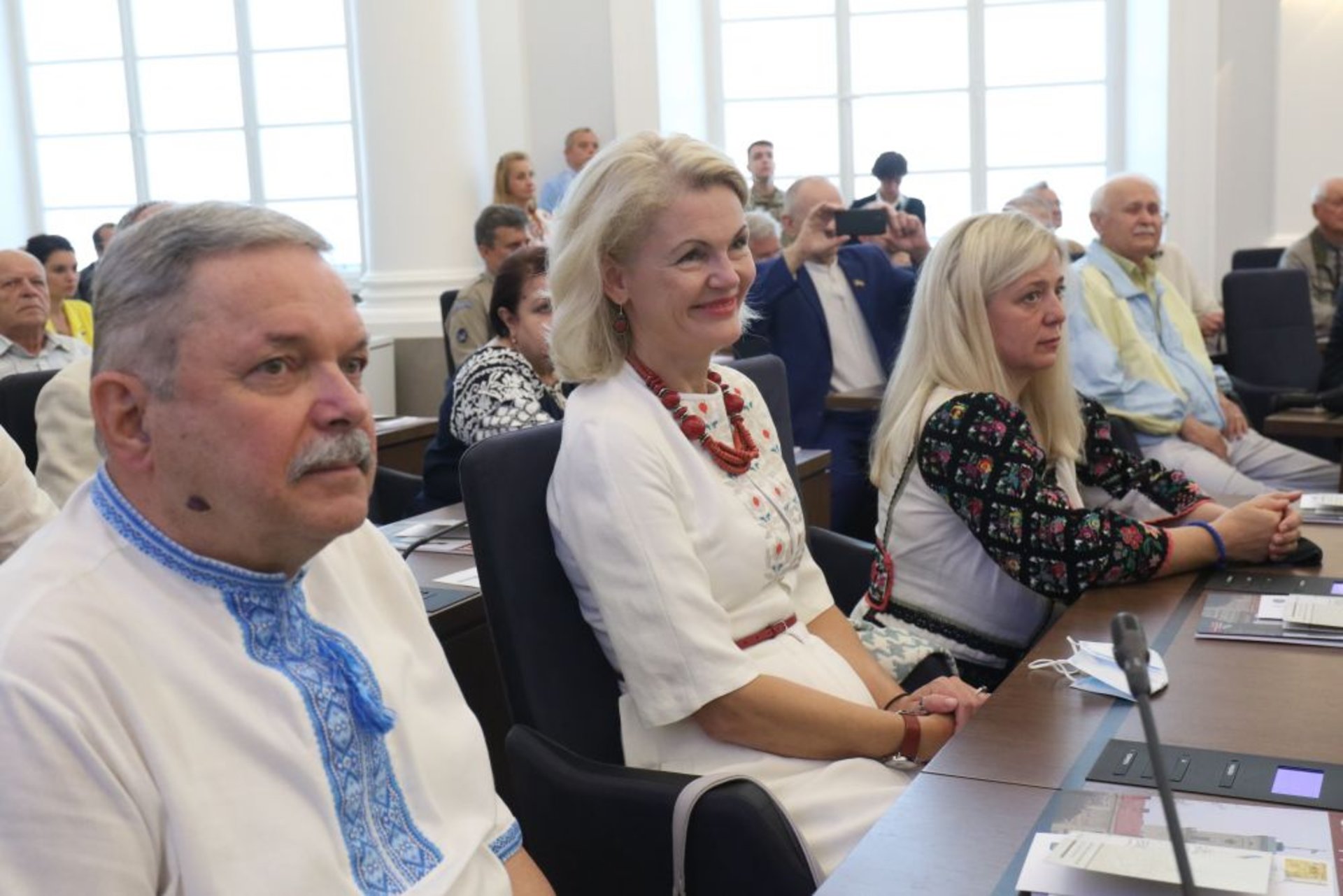 У Львівській міській раді відбулося урочисте засідання за участю депутатів 1-го демократичного скликання, фото ЛМР