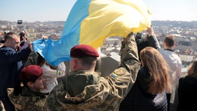 У Львові урочисто відзначили підняття синьо-жовтого прапора над Ратушею (ФОТОРЕПОРТАЖ)