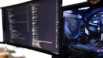 У Києві двох братів підозрюють у продажі конфіденційної інформації 32 мільйонів людей