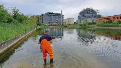 У Львові в озері потонув чоловік
