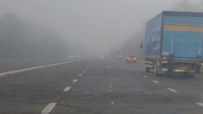 У Львові вулиці вкрив туман