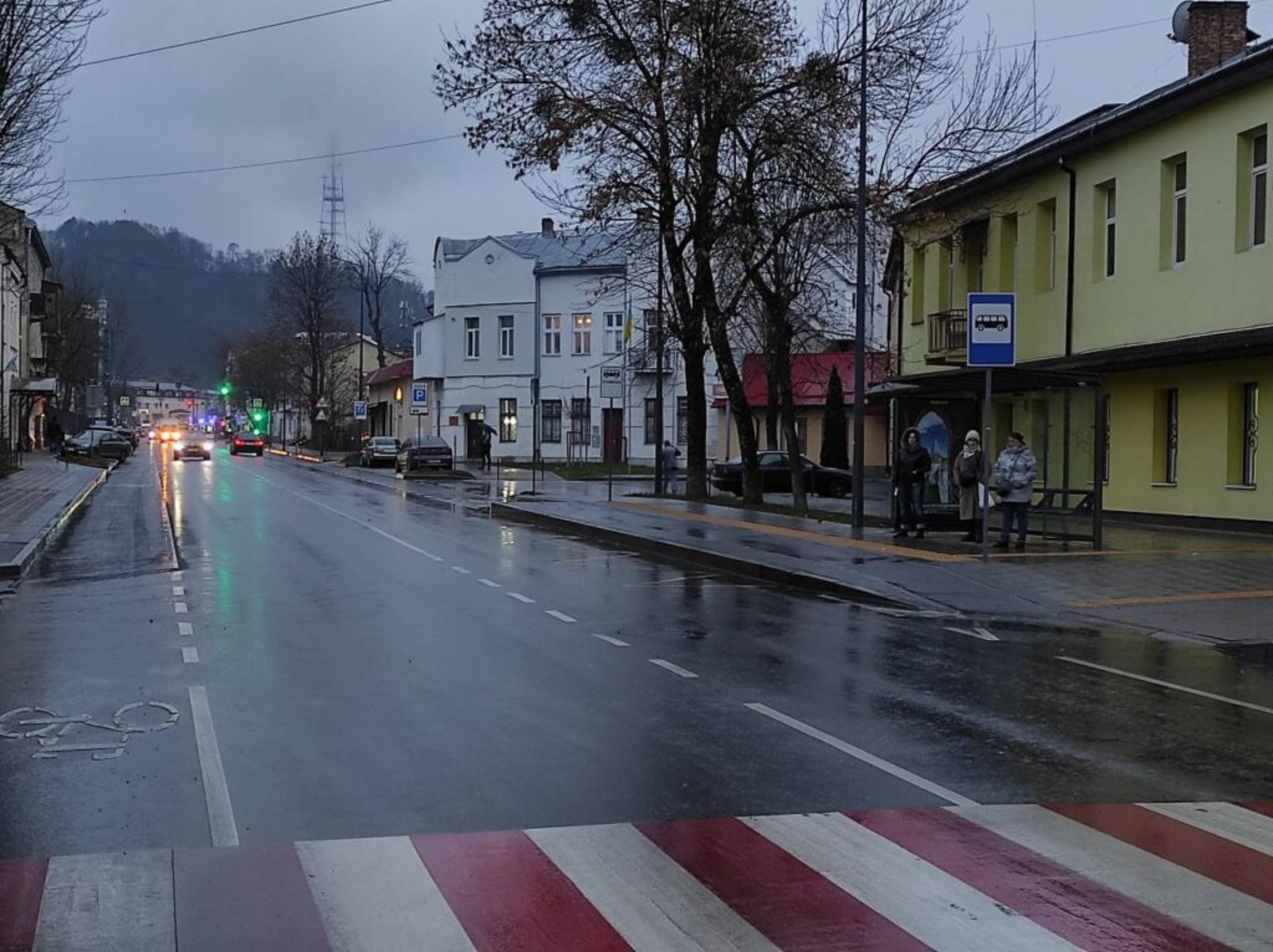 У Львові розповіли про недоліки ремонту вулиці Богдана Хмельницького, фото Зручне місто
