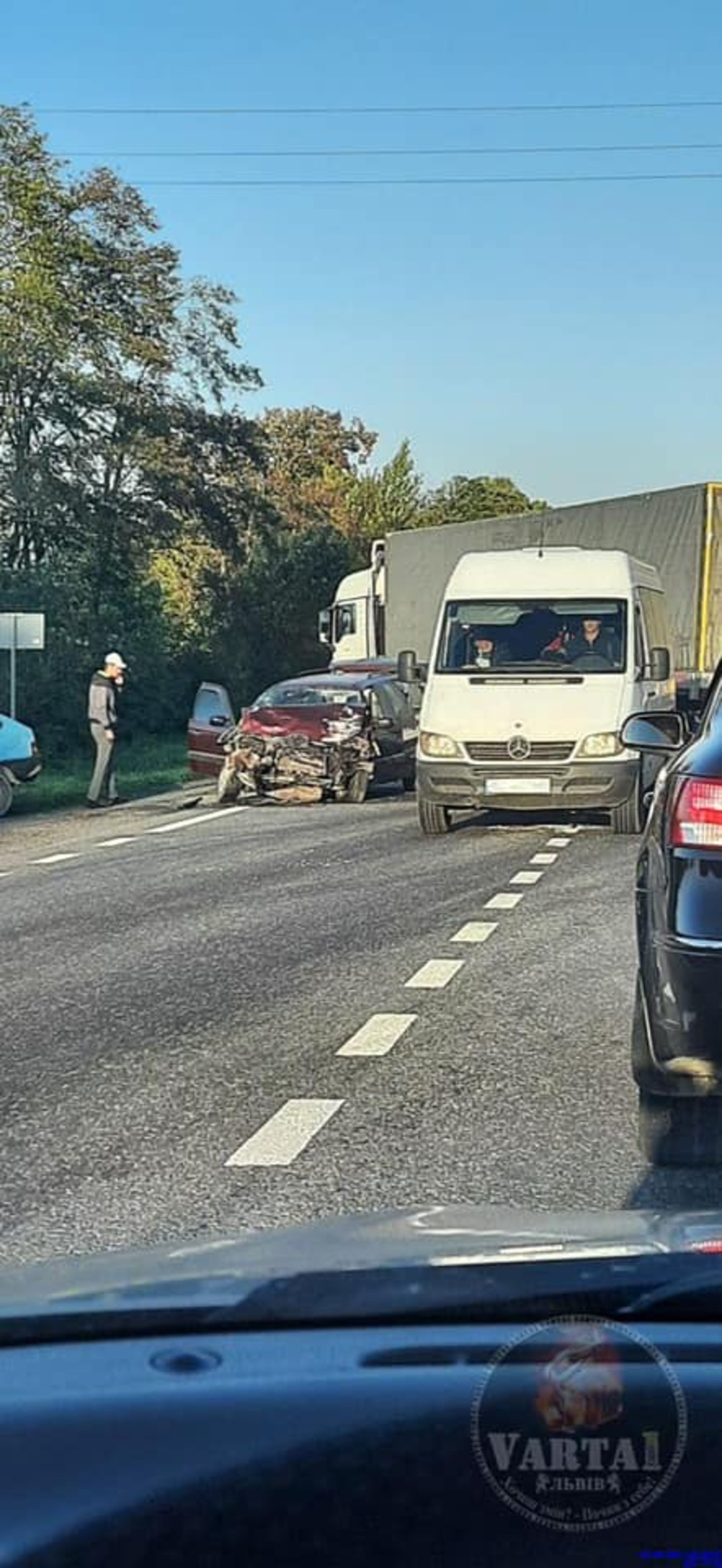 На Львівщині перекинувся рейсовий автобус