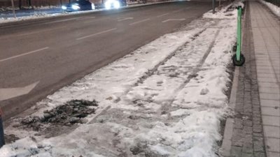 У Львові комунальники Садового забули про велодоріжки
