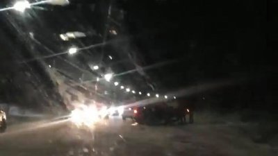 Біля Львова перекинувся автомобіль (ВІДЕО)