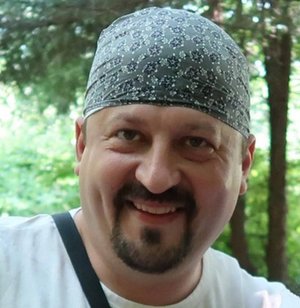Богдан Тихолоз