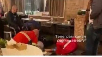 В Одесі в кафе раптово помер 17-річний хлопець