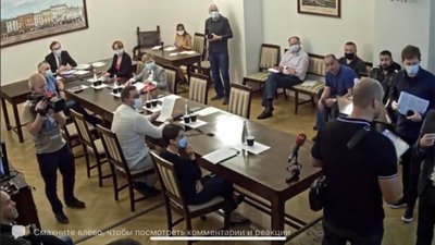 У Львові зірвали засідання виконкому Садового (ФОТО, ВІДЕО)