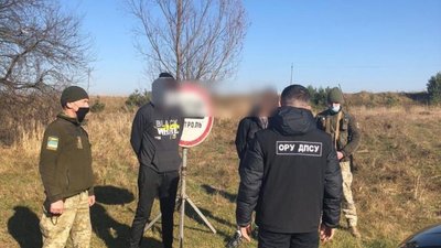 На кордоні з Польщею затримали нелегальних мігрантів (ФОТО)