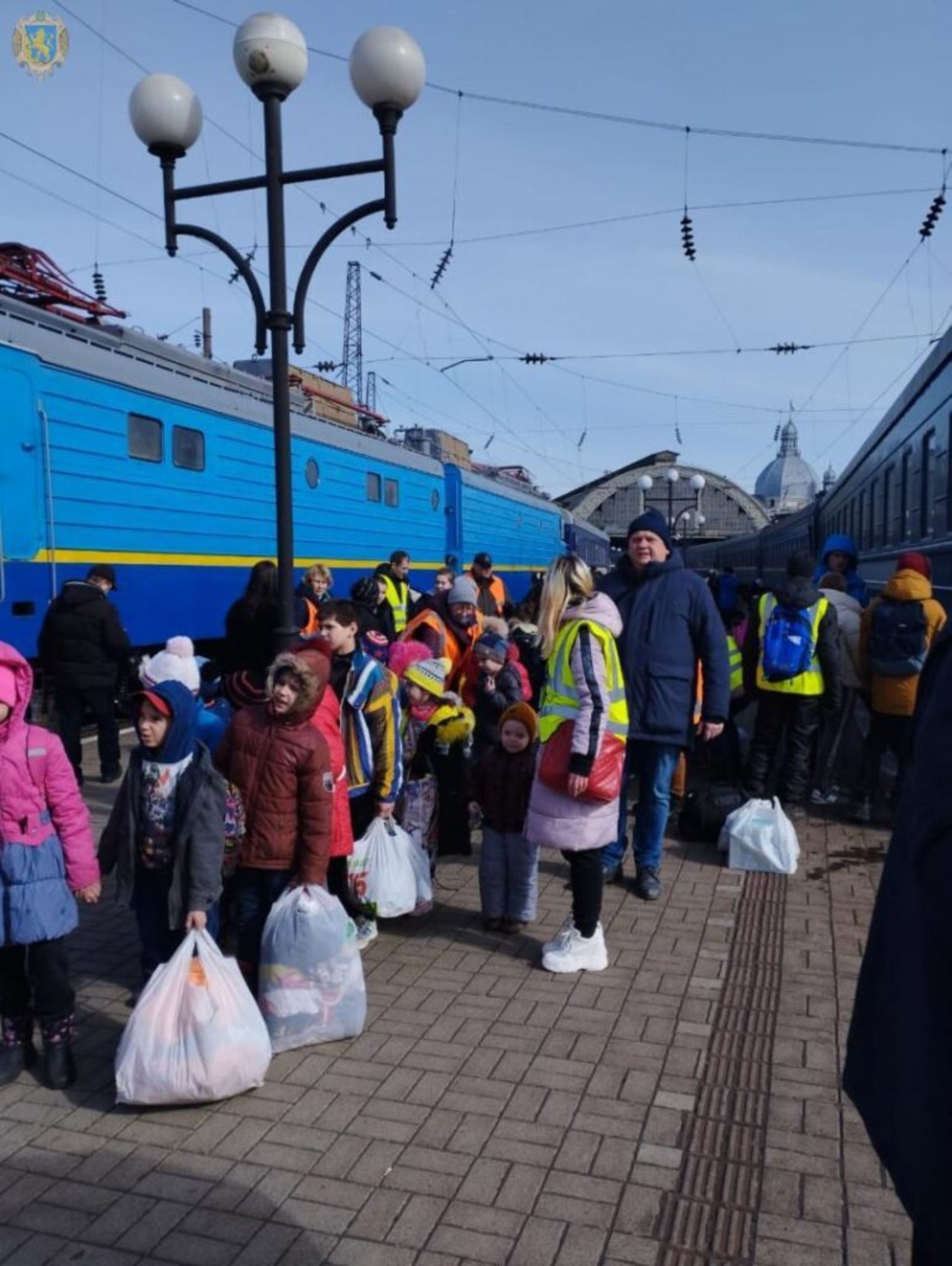 З Львівщини за кордон продовжують евакуйовувати дітей з областей, що найбільше потерпіли від воєнних дій