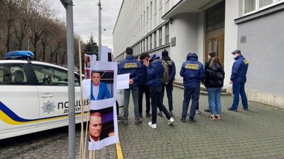 У Львові відбулась акція-перформанс проти колабораціонізму (ФОТО)