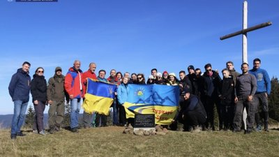 На полонині Закукул встановили стелу на вшанування пам’яті Михайла Гамкала