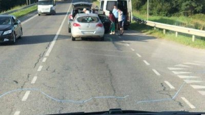 У Львові на обʼїзній зупинився рух транспорту (ФОТО)
