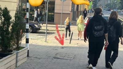 У центрі Львова утворилось ще одне провалля (ФОТО)