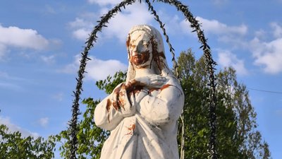 У Львові під час атаки дронів вцілів образ Матінки Божої