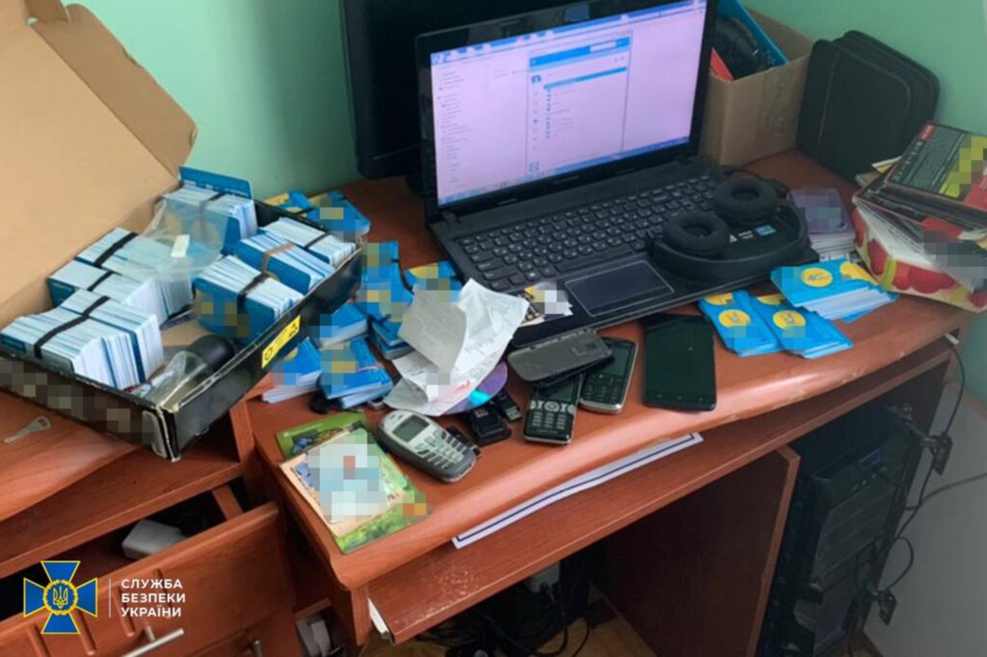 СБУ ліквідувала потужну проросійську ботоферму