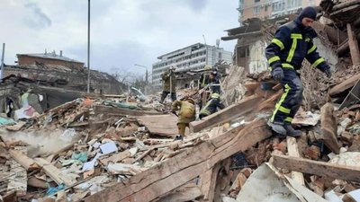 Харків’ян закликають сьогодні не виходити з укриттів