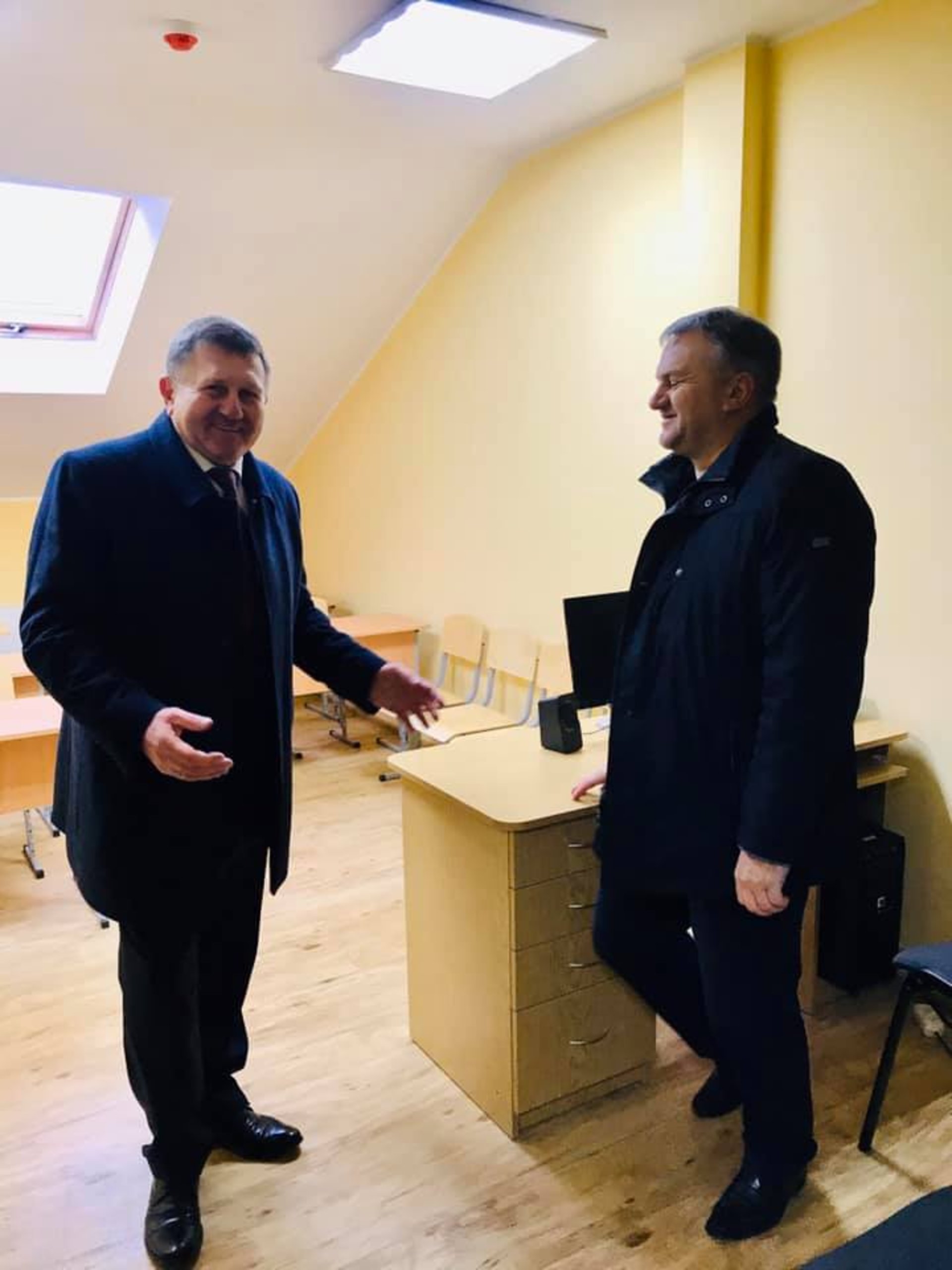 У Зимній Воді відкрили оновлену музичну школу. Фото - Олег Синютка/Фейсбук