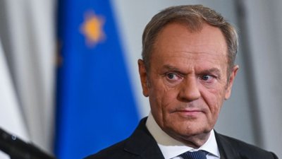 Туск каже, що проінформував генсека НАТО про "об’єкти", які збивали у Польщі