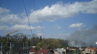 У Львові сталась пожежа на території психіатричної лікарні (ФОТО, ВІДЕО)