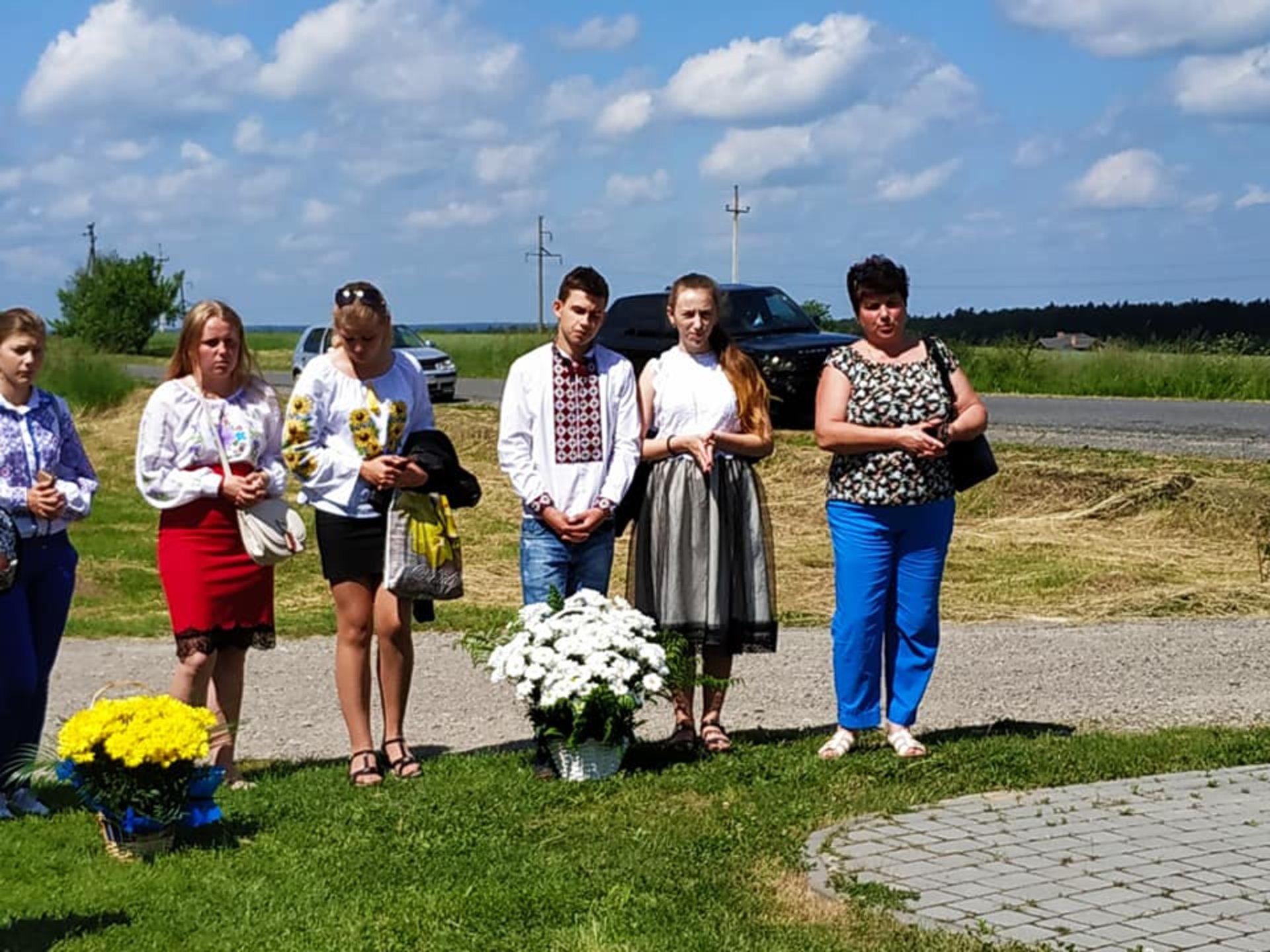 На Яворівщині вшанували пам'ять Героя України Віталія Коцюби. Фото: Яворівська РДА.