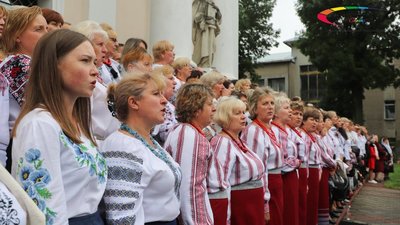 Рекорд України: на Львівщині понад 800 хористів виконали Гімн Українських січових стрільців (ФОТО)