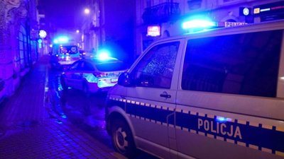 Українці в Польщі через ревнощі побилися до смерті: загинуло двоє чоловіків, жінка у тяжкому стані