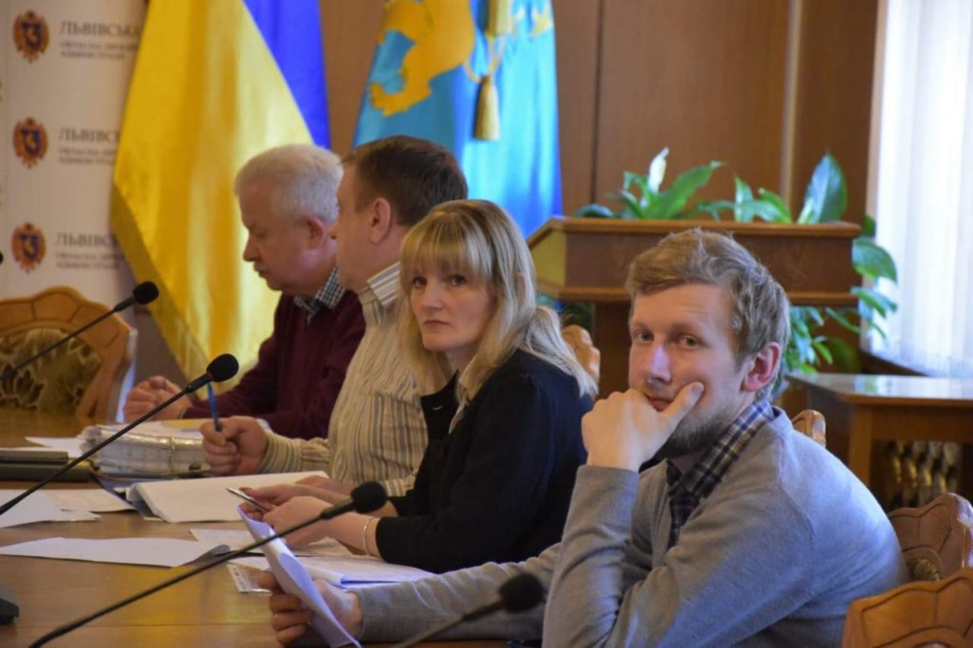 На Львівщині для 14 дітей-сиріт придбають житло