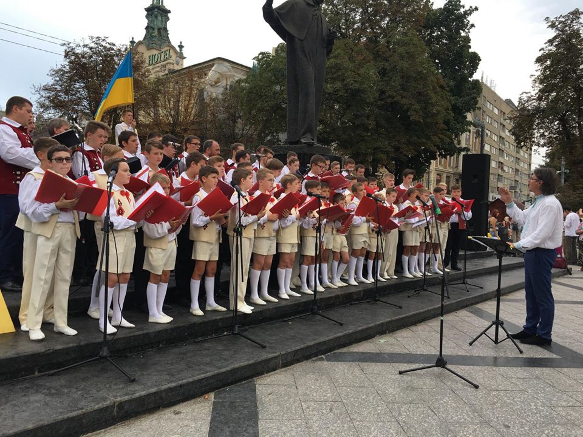 З нагоди Дня Незалежності «Дударик» виконав акафіст
