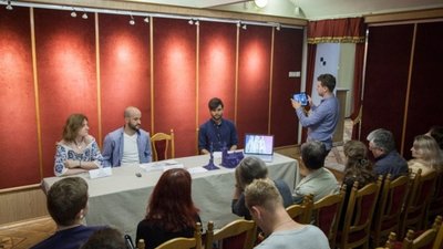 У музеї Грушевського презентували проєкт смартфонного додатку доповненої реальності