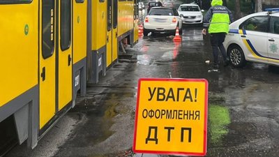 У Львові пʼятирічна дитина травмувалась у ДТП