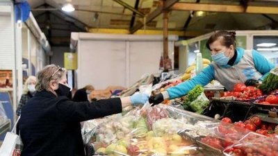 Садовий хоче догодити ринковим  торговцям