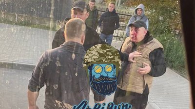 На Львівщині сталась бійка у маршрутці