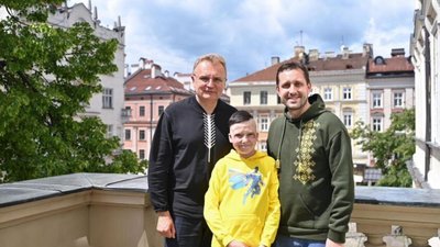 Садовий зустрівся з 10-річним Романом Олексівим