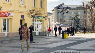У Дрогобичі ФОПів просять подбати про відвідування найманих працівників військкоматів