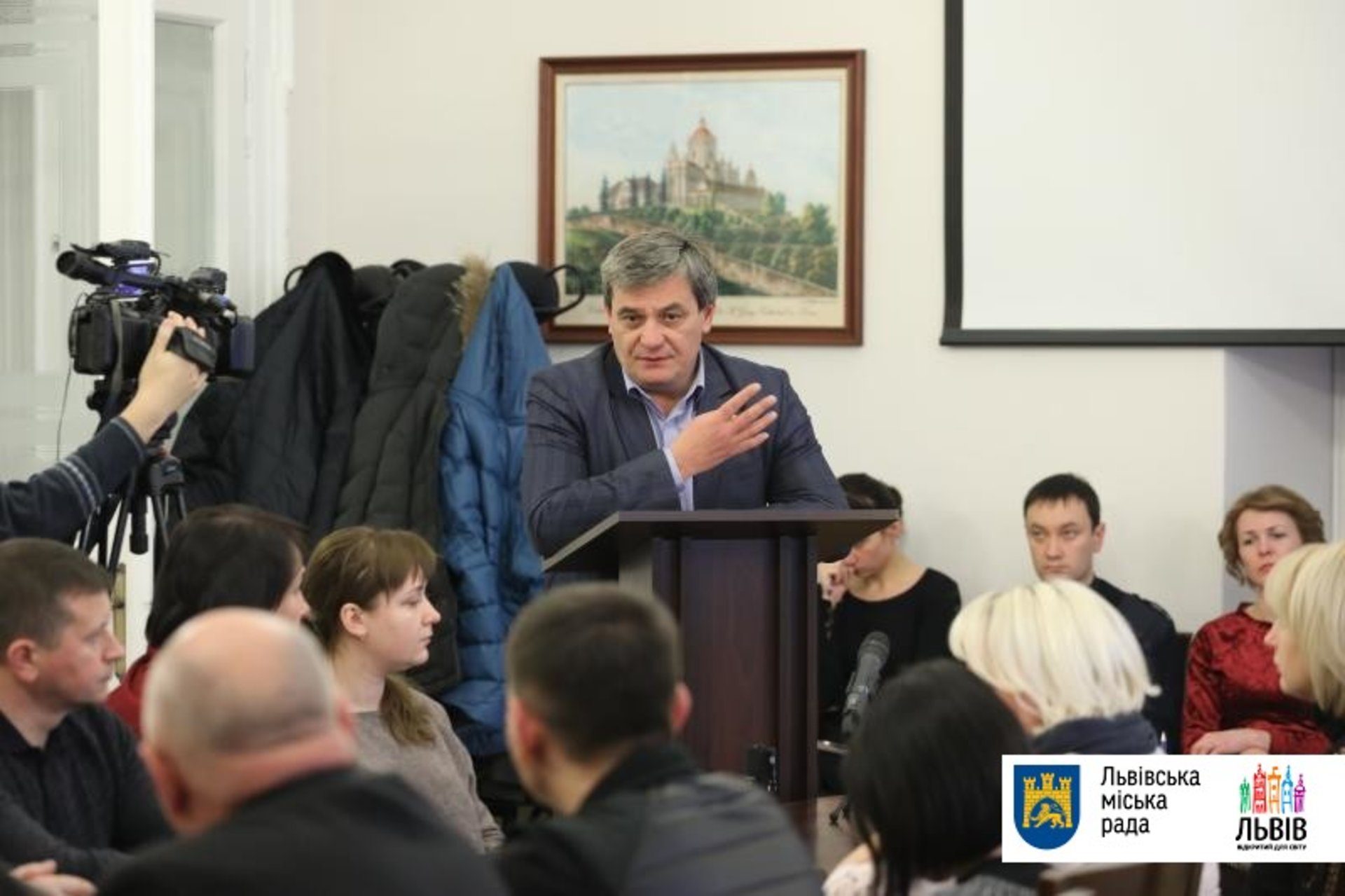 У Львові призупинено роботу Різдвяних ярмарків. Фото: прес-служба ЛМР.