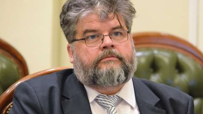 Турборежим: Через 2,5 місяці після секс-скандалу Яременко втратив посаду