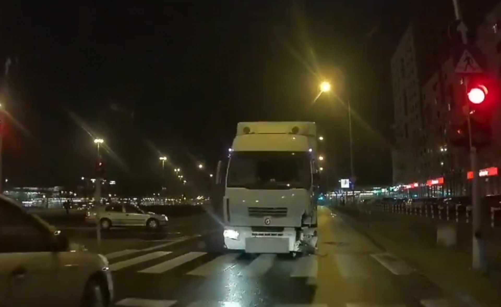 Скриншот відео
