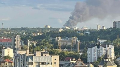 У Давидові горить склад фруктів (ВІДЕО)