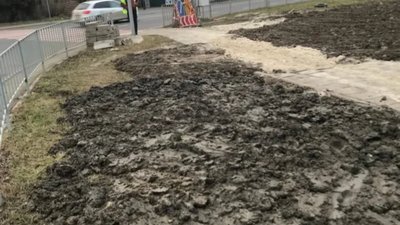 У Львові затоплює вулиці (ФОТО)