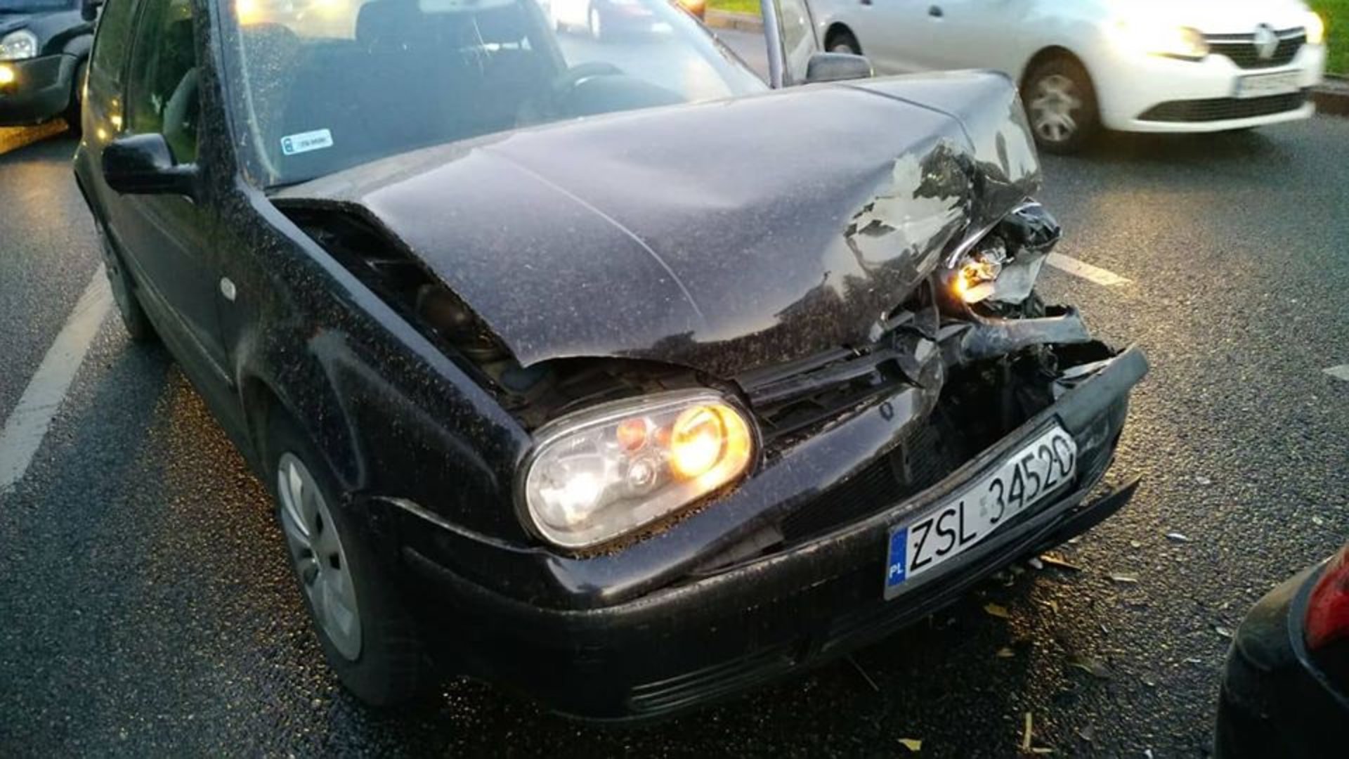 У Львові на світлофорі не розминулись автомобілі