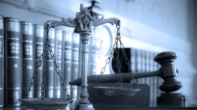 Студента КПІ, який встановив камеру в жіночій душовій, звільнили від кримінальної відповідальності