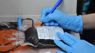 Гомосексуальним людям дозволили бути донорами крові в Україні